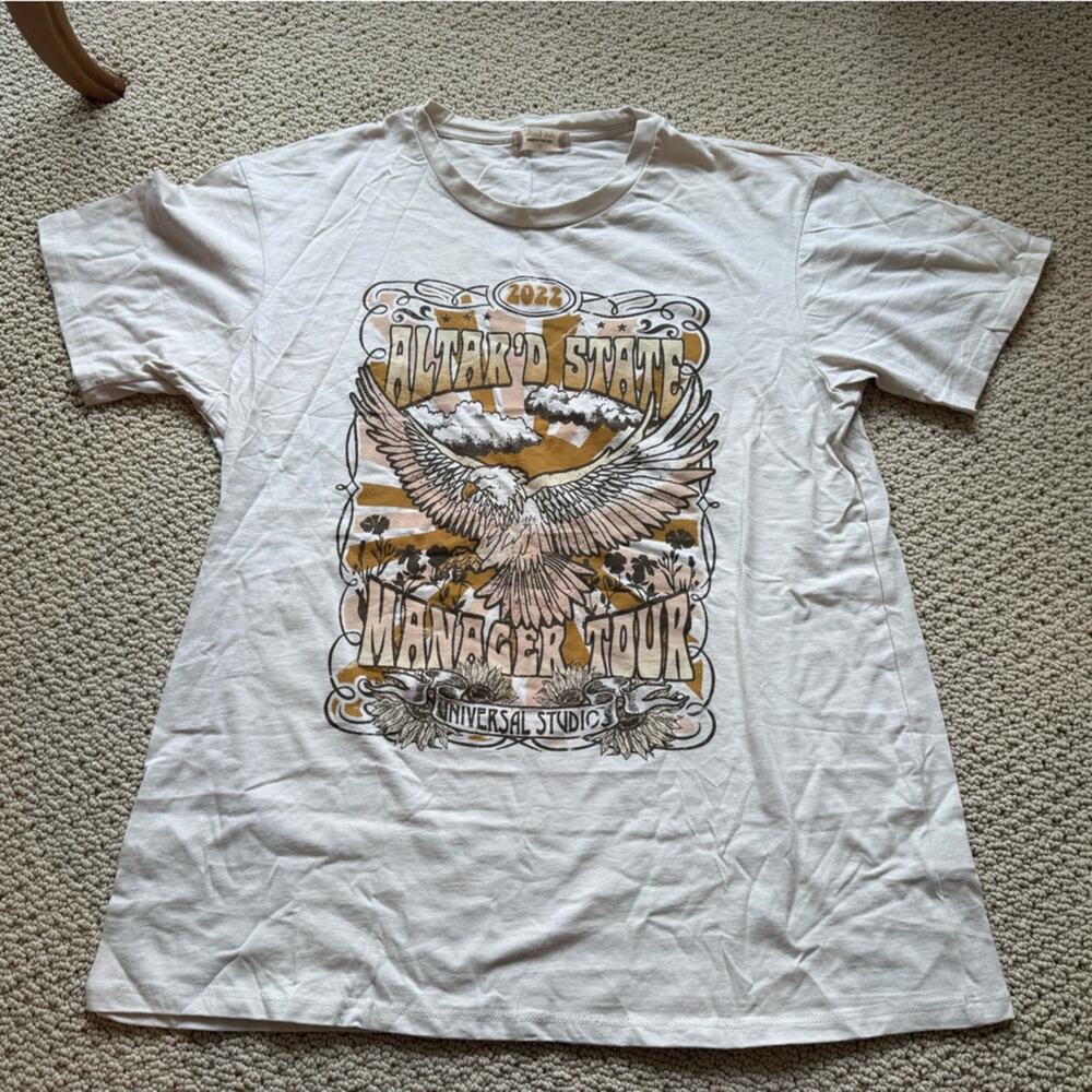 Altar’d State Tshirt Top Size Medium Cream Off White Casual Comfy Relaxed